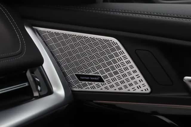 BMW X1 (2024) thumbnail 18