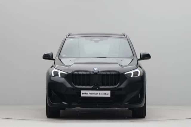 BMW X1 (2024) thumbnail 5