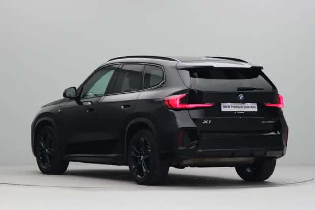 BMW X1 (2024) thumbnail 10