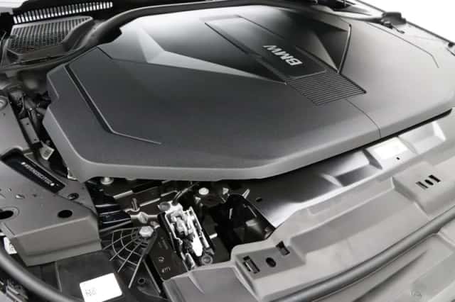 BMW i5 (2026) thumbnail 3