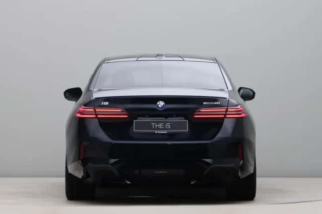 BMW i5 (2026) thumbnail 9