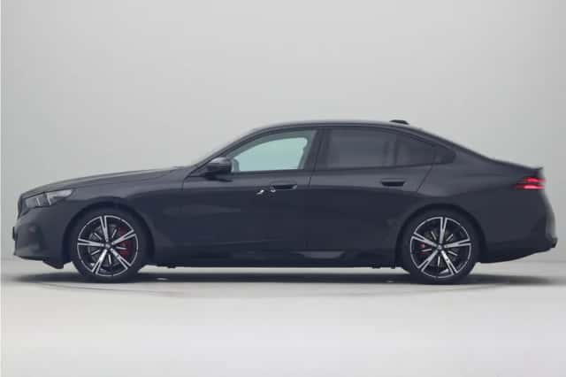 BMW i5 (2026) thumbnail 8