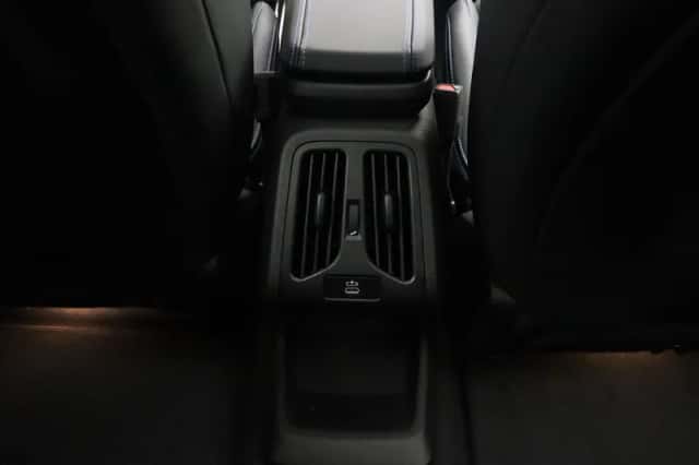 BMW iX1 (2026) thumbnail 18