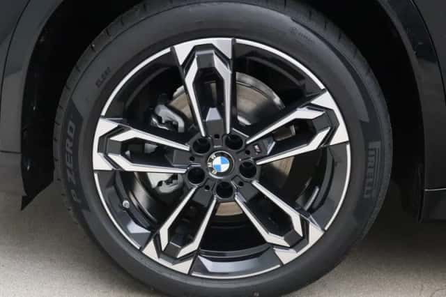BMW iX1 (2026) thumbnail 19
