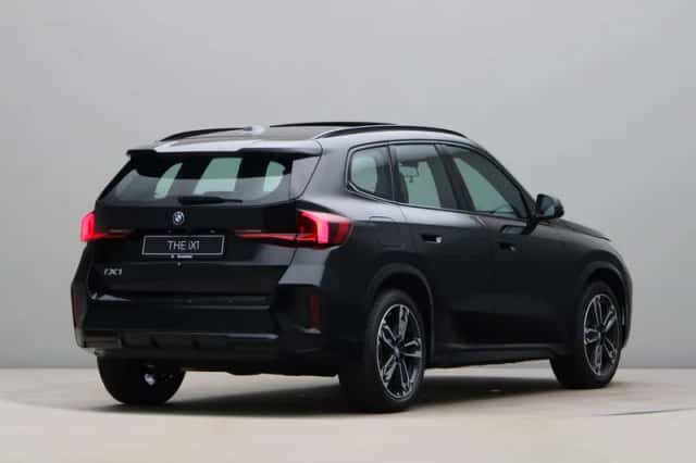 BMW iX1 (2026) thumbnail 9