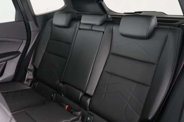 BMW iX1 (2026) thumbnail 14