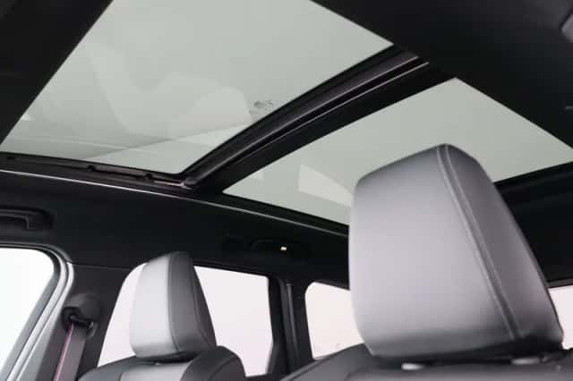 BMW iX1 (2026) thumbnail 19