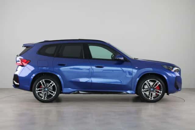 BMW iX1 (2026) thumbnail 8