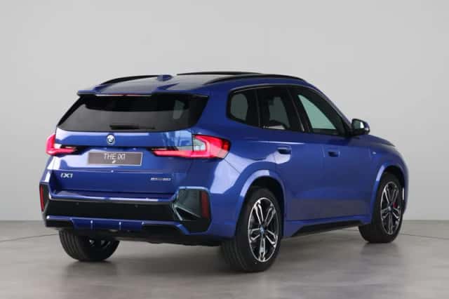 BMW iX1 (2026) thumbnail 9