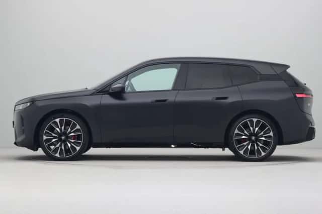 BMW iX (2026) thumbnail 11