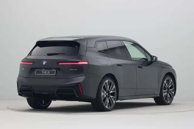 BMW iX (2026) thumbnail 8
