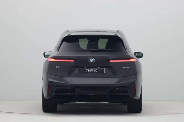 BMW iX (2026) thumbnail 9