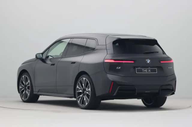 BMW iX (2026) thumbnail 10