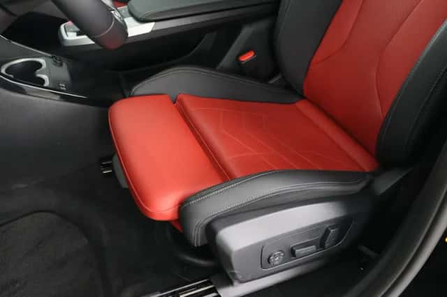 BMW X1 (2025) thumbnail 18