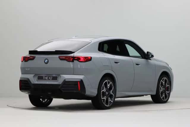 BMW iX2 (2026) thumbnail 8