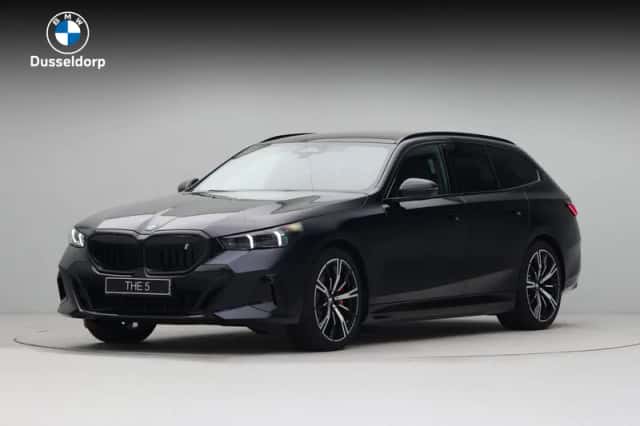 BMW i5 (2026) thumbnail 1