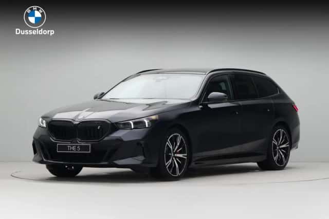 BMW i5 (2026) thumbnail 1