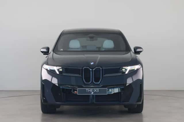 BMW iX3 (2026) thumbnail 4
