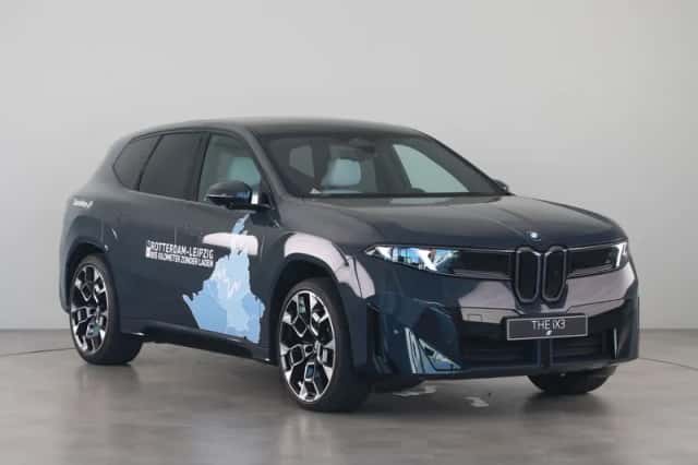 BMW iX3 (2026) thumbnail 5
