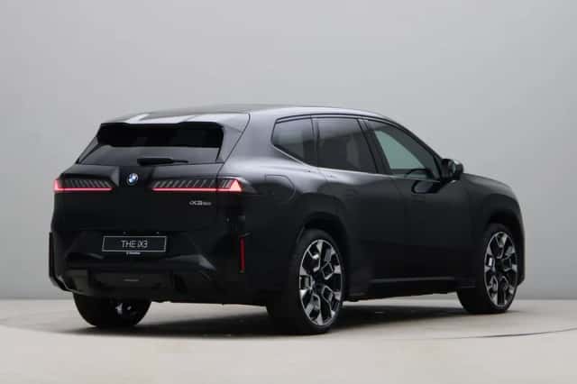 BMW iX3 (2026) thumbnail 5