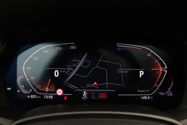 BMW X7 (2021) thumbnail 3