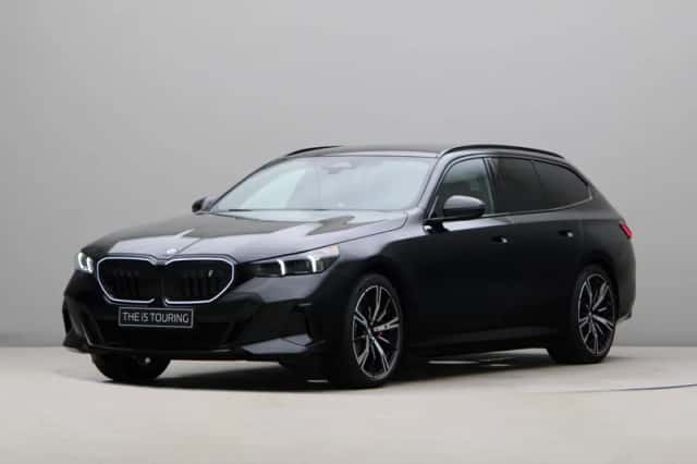 BMW i5 (2026) thumbnail 1