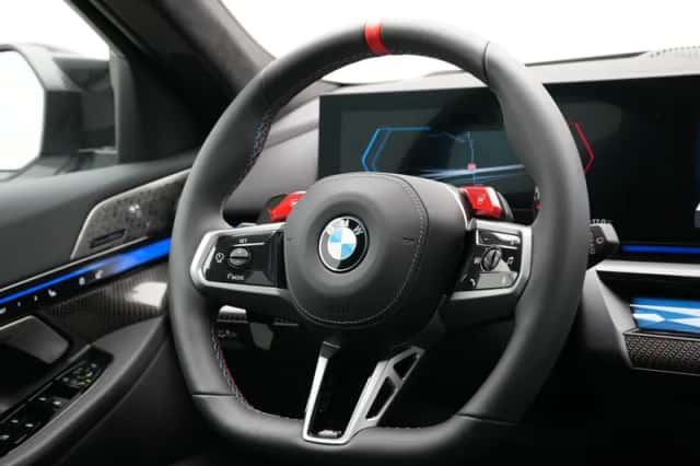 BMW M5 (2026) thumbnail 2
