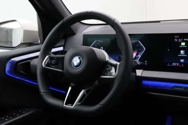 BMW X3 (2026) thumbnail 2