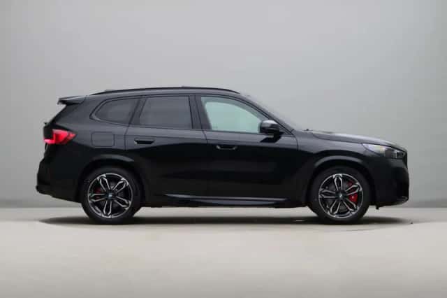 BMW iX1 (2026) thumbnail 4