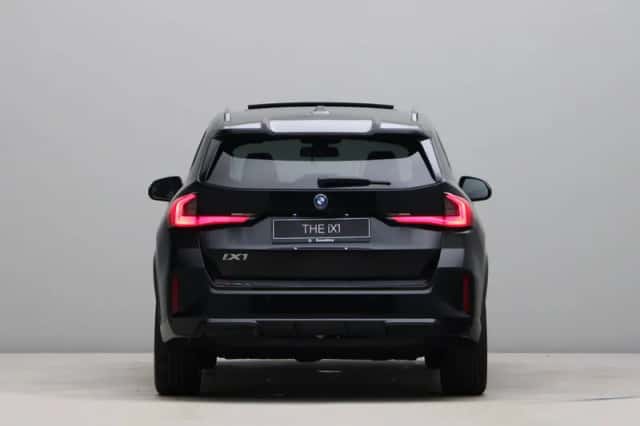 BMW iX1 (2026) thumbnail 6