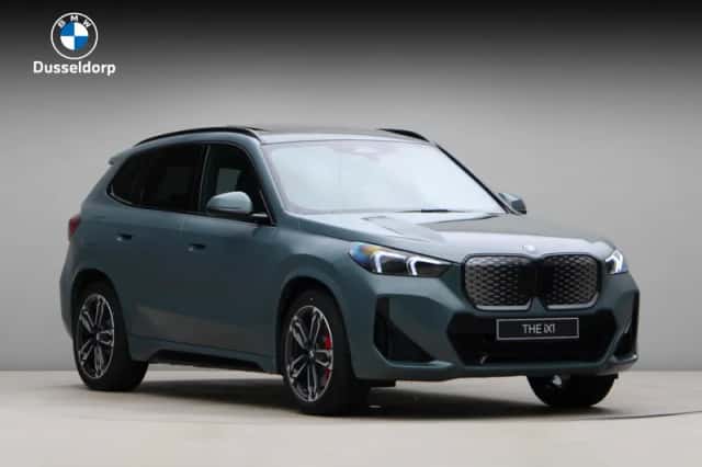BMW iX1 (2026) thumbnail 3