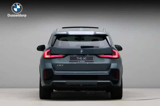 BMW iX1 (2026) thumbnail 6