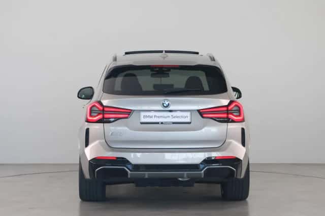 BMW iX3 (2023) thumbnail 6