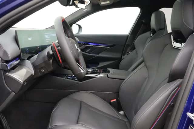 BMW M5 (2026) thumbnail 5