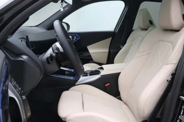 BMW X3 (2026) thumbnail 5