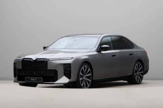 BMW i7 (2026) thumbnail 1