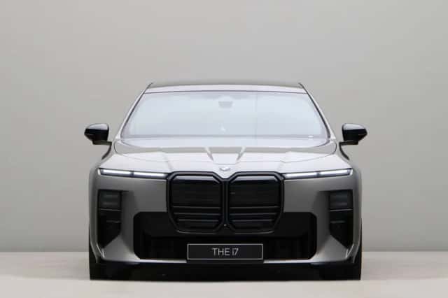 BMW i7 (2026) thumbnail 6