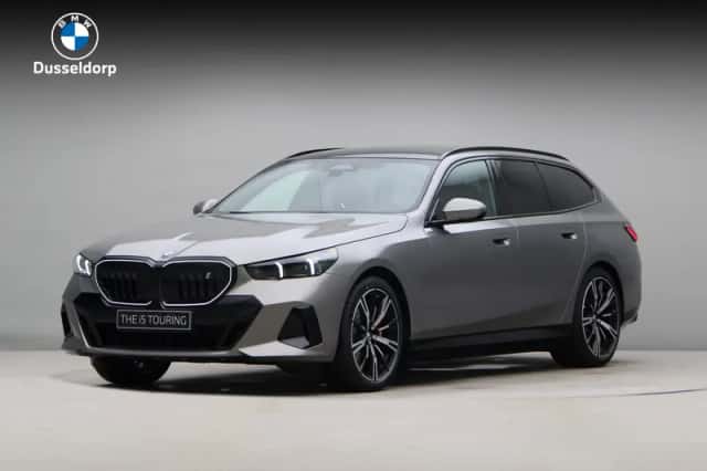 BMW i5 (2026) thumbnail 1