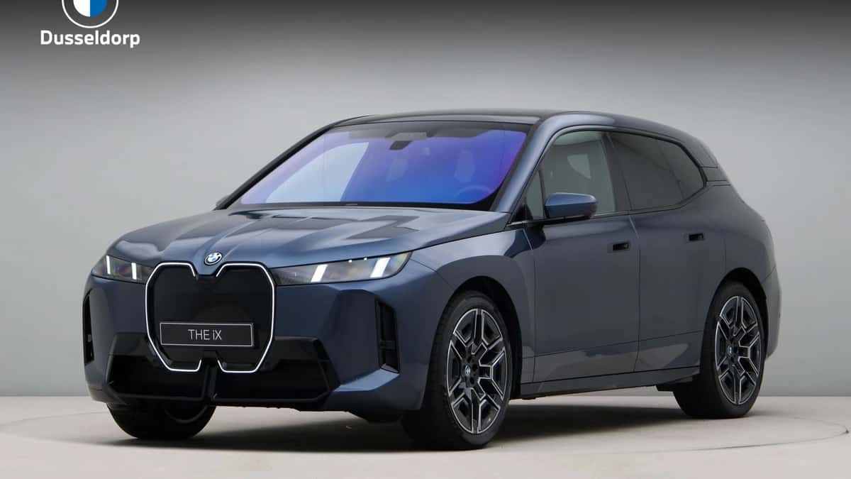 BMW iX (2026) — foto 1