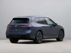 BMW iX (2026) thumbnail 8