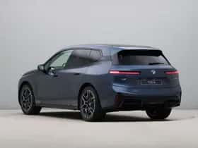 BMW iX (2026) thumbnail 10