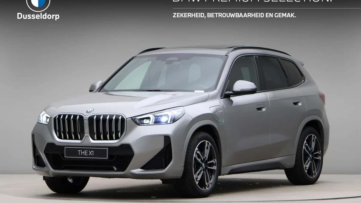 BMW X1 (2025) — foto 1