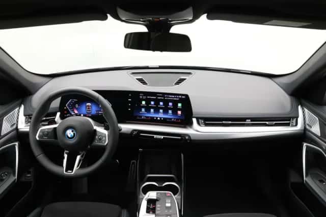 BMW X1 (2025) thumbnail 13
