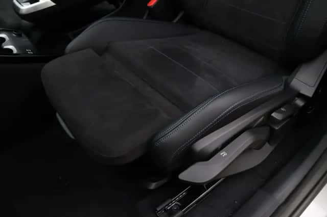 BMW X1 (2025) thumbnail 15