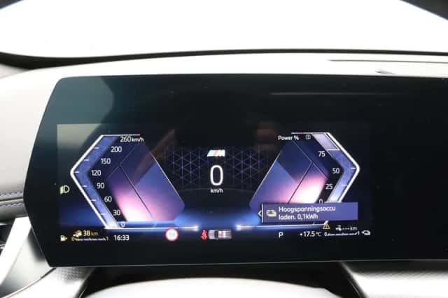 BMW X1 (2025) thumbnail 3