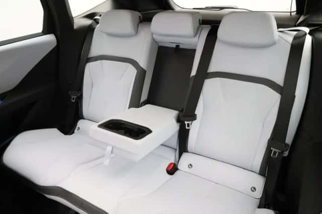 BMW iX3 (2026) thumbnail 15