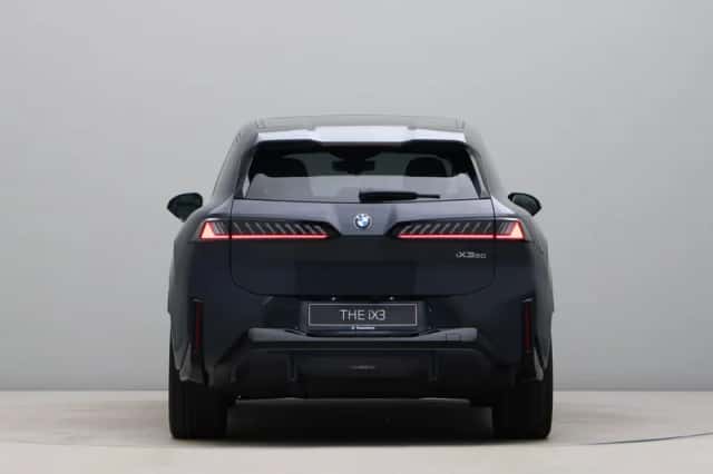 BMW iX3 (2026) thumbnail 9