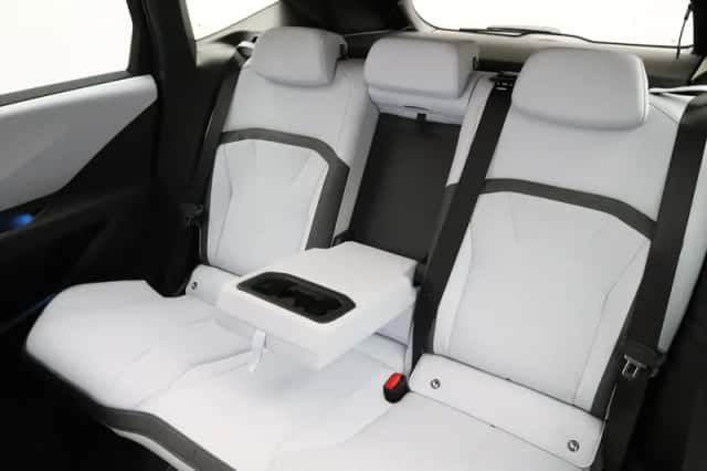 BMW iX3 (2026) thumbnail 17