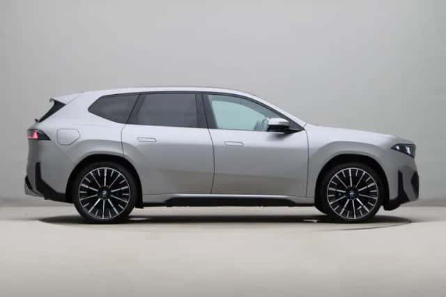 BMW iX3 (2026) thumbnail 8