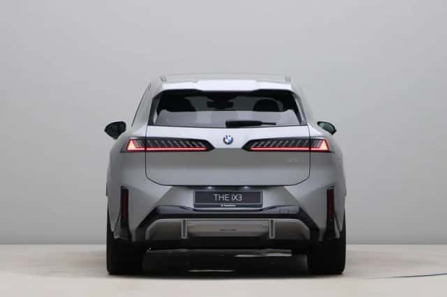BMW iX3 (2026) thumbnail 10